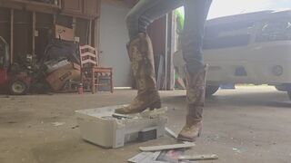 Chrissy crushing printer in brown cowgirl boots