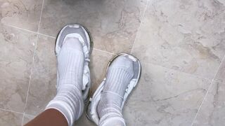 Sweaty after a light walk.....Can you smell it