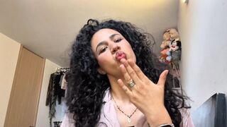 This is my make up routine before doing videos :D PART 3