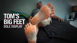 Tom Shows Off His Big Bare Feet