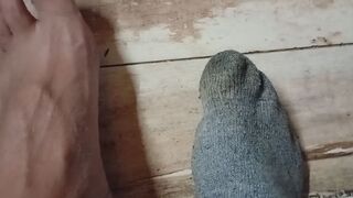 My feet are too dirty