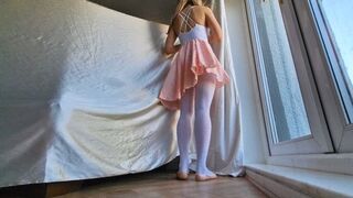 Ballet Feet Pointe Training (mkv)