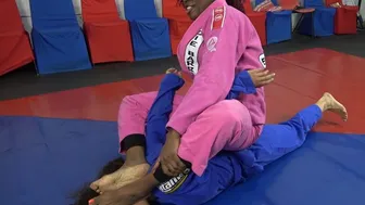 Gi-feet Vixens