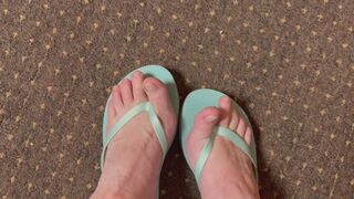 Come and worship my small dainty feet in my flip flops!