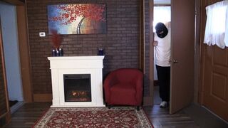 Jamie Gets Taped and Gagged By A Robber On The Run wmv
