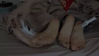 the long ticklish night of the three thieves ( 2 PART MP4 - MOBILE VERSION )