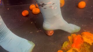 MESSY CRUSH - Fruit crush part 3
