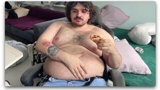 Stuffing My Belly With Pizza Again