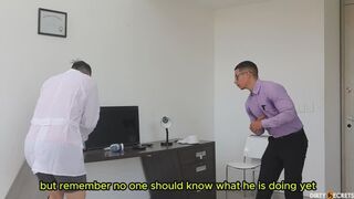 I FUCK MY BOSS'S STEP DAUGHTER BEHIND HIS BACK IN HIS LABORATORY.