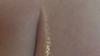 Close-up Oiled Clevage JOI