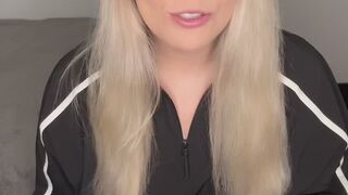 Telling your Bestie about your Findom Addiction