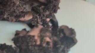 Foot fetish cake smash