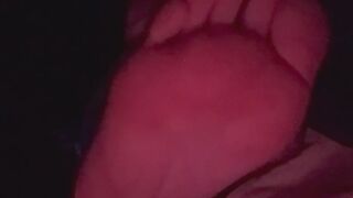 Milf gives the best Footjob