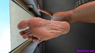 Melissa Barefoot Stomping - Foot Domination - HD MP4