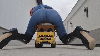 TOY DUMP TRUCK UNDER PRESSURE – Riding & Farting in Jeans & Boots