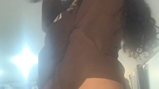 Spying on Giantess while she is cooking. (unaware) till I'm aware
